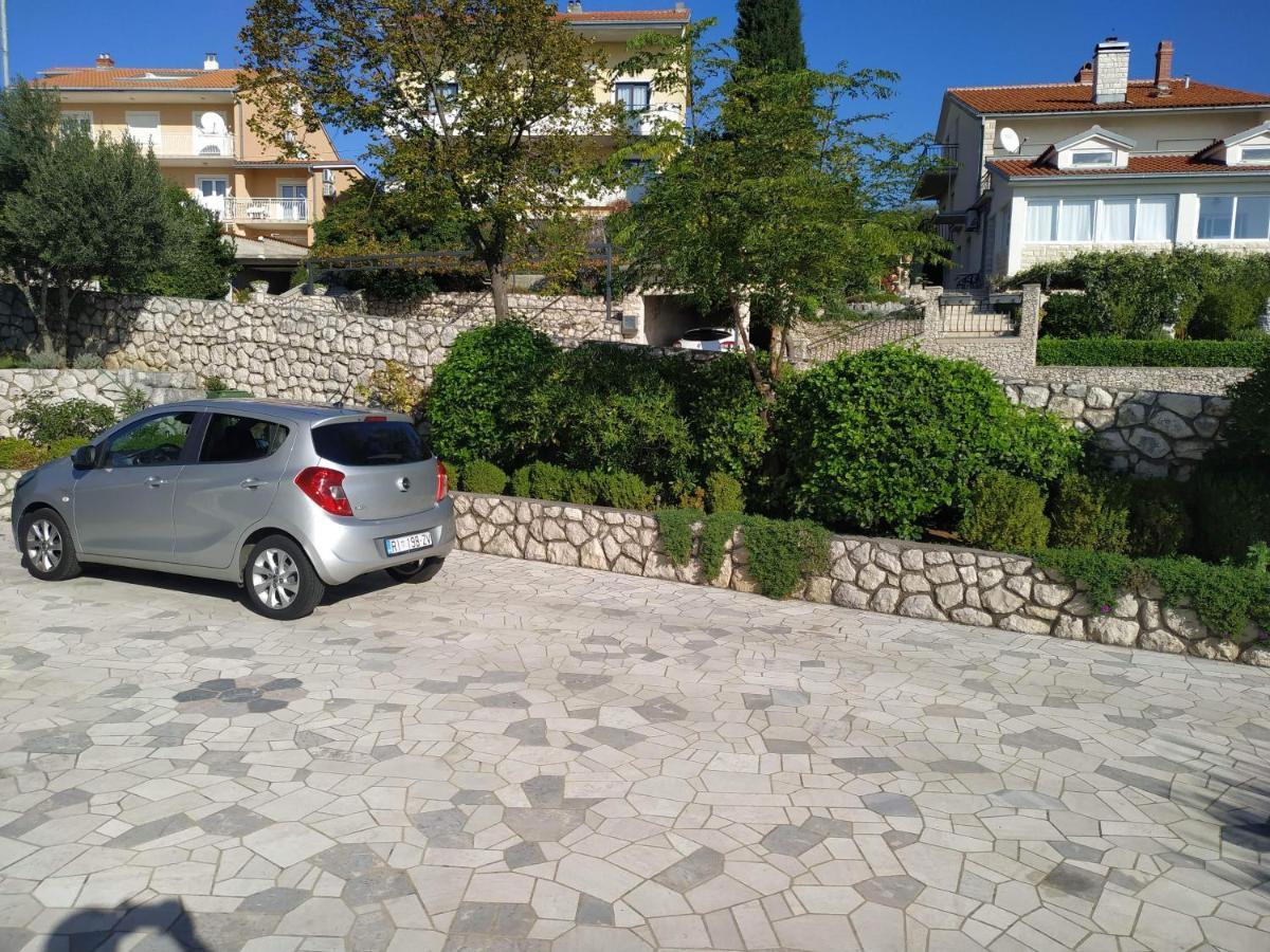Apartments Marino Novi Vinodolski Exterior foto